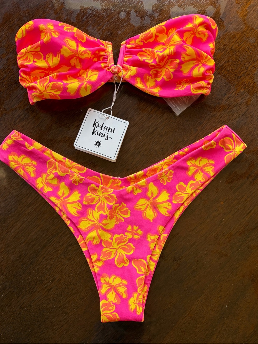 Kulani Kinis “Payata Maya” Set Sz M bottoms/Sz S top